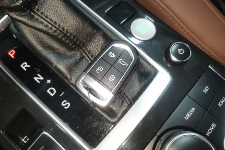 Used BORGWARD BX5 2017 25TGDI Automatic Two-Wheel Drive Smart Enjoyment Model Vehicle Key