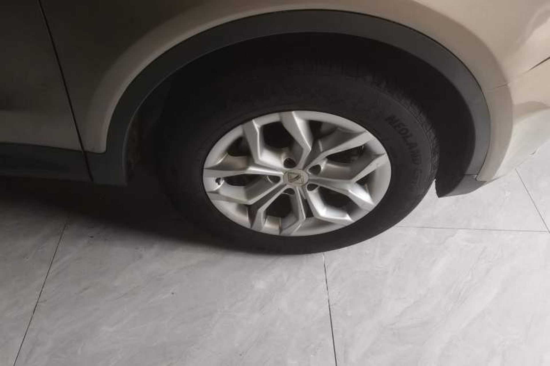 Used BORGWARD BX5 2017 20TGDI Automatic Two-Wheel Drive Pioneer Edition Right Front Wheel Hub