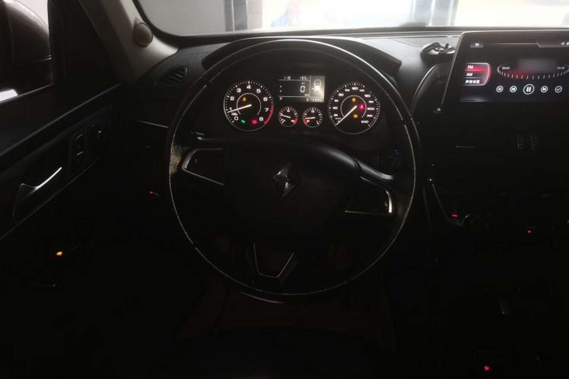 Used BORGWARD BX5 2017 20TGDI Automatic Two-Wheel Drive Pioneer Edition Steering Wheel