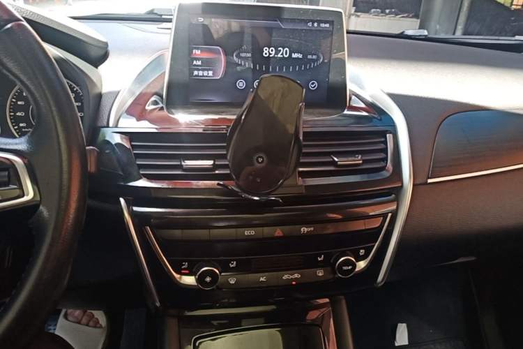 Used BORGWARD BX5 2017 20TGDI Automatic Two-Wheel Drive Pioneer Edition Audio And AC Panel
