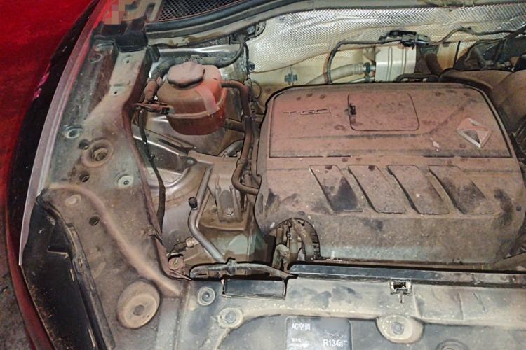 Used BORGWARD BX5 2017 20TGDI Automatic Two-Wheel Drive Pioneer Edition Engine Bay Right
