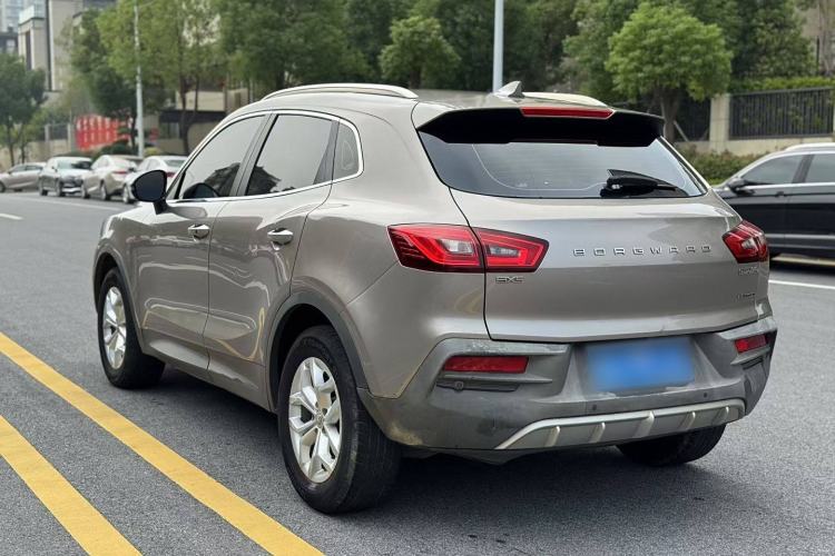 Used BORGWARD BX5 2017 20TGDI Automatic Two-Wheel Drive Pioneer Edition Exterior 4