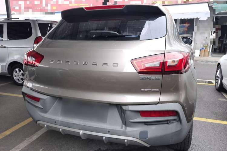 Used BORGWARD BX5 2017 20TGDI Automatic Two-Wheel Drive Pioneer Edition Exterior 4