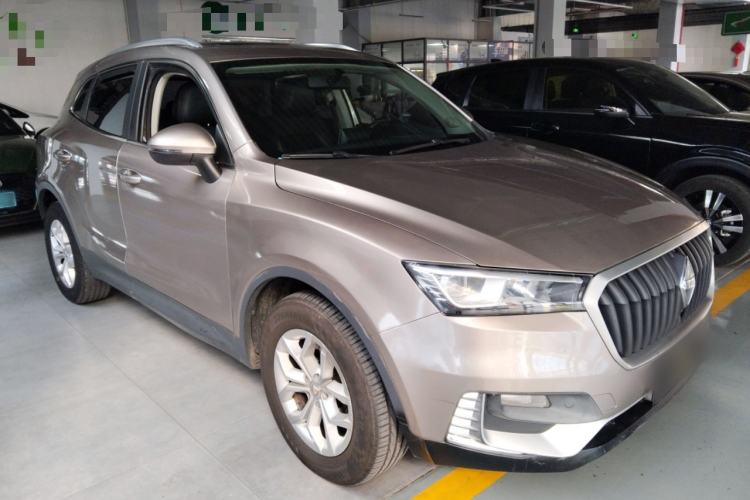 Used BORGWARD BX5 2017 20TGDI Automatic Two-Wheel Drive Pioneer Edition Front Right 45 Deg
