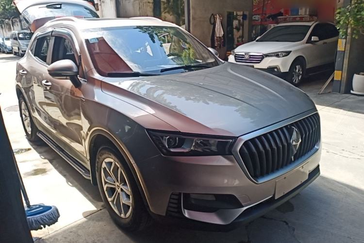 Used BORGWARD BX5 2017 20TGDI Automatic Two-Wheel Drive Pioneer Edition Front Right 45 Deg