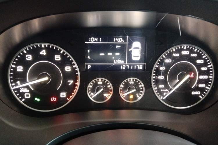 Used BORGWARD BX5 2017 20TGDI Automatic Two-Wheel Drive Pioneer Edition Instrument Cluster
