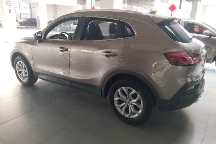 Used BORGWARD BX5 2017 20TGDI Automatic Two-Wheel Drive Pioneer Edition Left Side