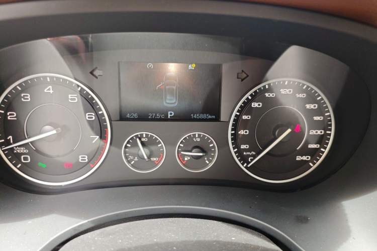 Used BORGWARD BX5 2017 20TGDI Automatic Two-Wheel Drive Leading Edition Odometer Close Up