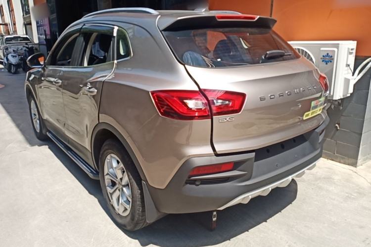 Used BORGWARD BX5 2017 20TGDI Automatic Two-Wheel Drive Pioneer Edition Rear Left 45 Deg