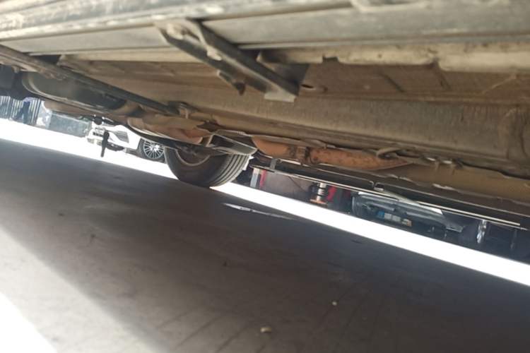 Used BORGWARD BX5 2017 20TGDI Automatic Two-Wheel Drive Pioneer Edition Right Side Sill
