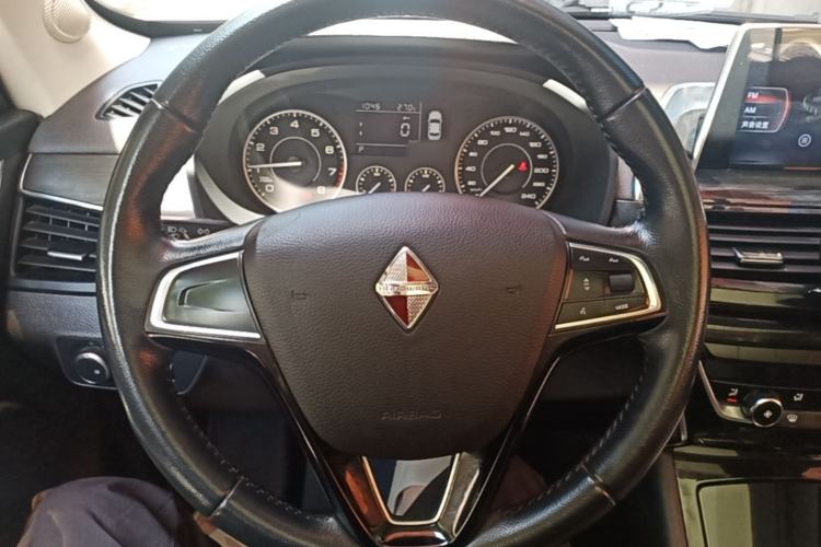 Used BORGWARD BX5 2017 20TGDI Automatic Two-Wheel Drive Pioneer Edition Steering Wheel