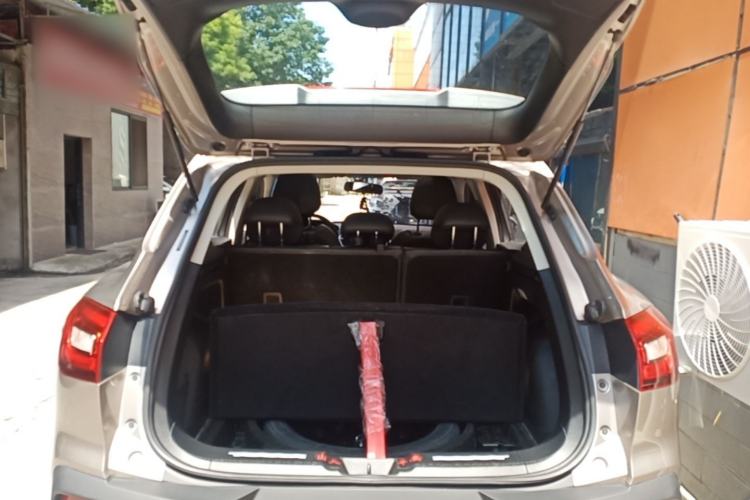 Used BORGWARD BX5 2017 20TGDI Automatic Two-Wheel Drive Pioneer Edition Trunk