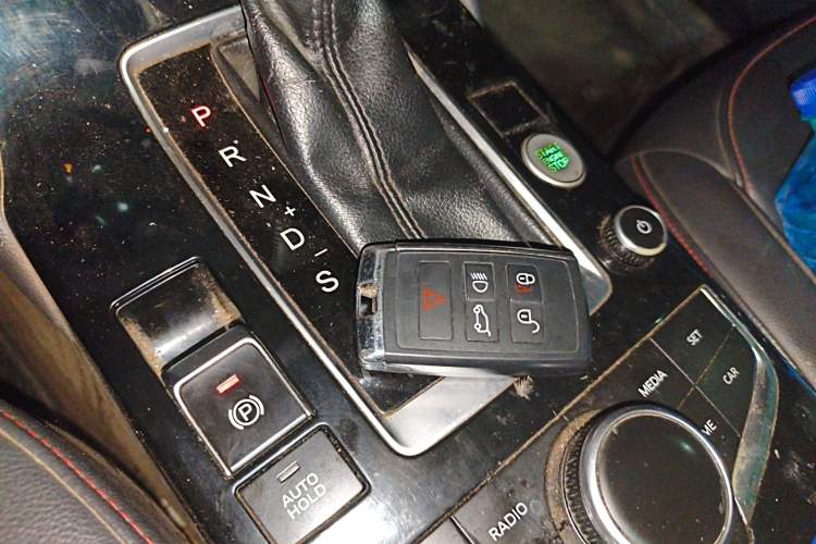 Used BORGWARD BX5 2017 20TGDI Automatic Two-Wheel Drive Pioneer Edition Vehicle Key