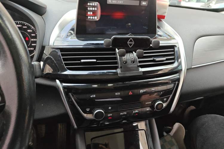 Used BORGWARD BX5 2017 20TGDI Automatic Two-Wheel Drive Leading Edition Audio And AC Panel