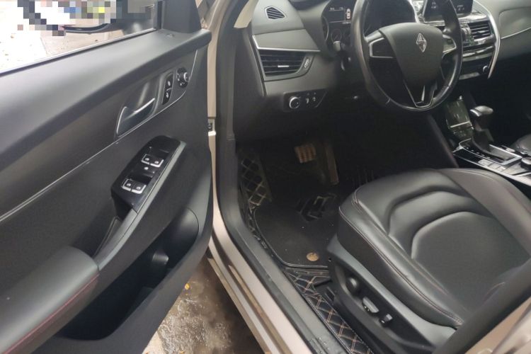 Used BORGWARD BX5 2017 20TGDI Automatic Two-Wheel Drive Pioneer Edition Driver Seat