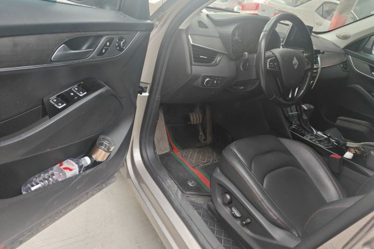Used BORGWARD BX5 2017 20TGDI Automatic Two-Wheel Drive Leading Edition Driver Seat
