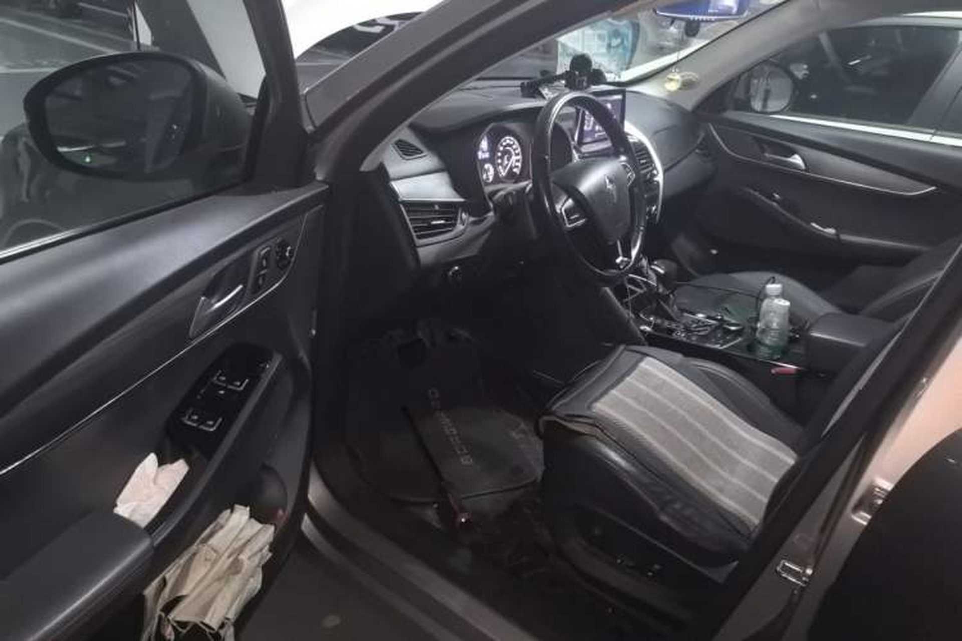 Used BORGWARD BX5 2017 20TGDI Automatic Two-Wheel Drive Pioneer Edition Driver Seat
