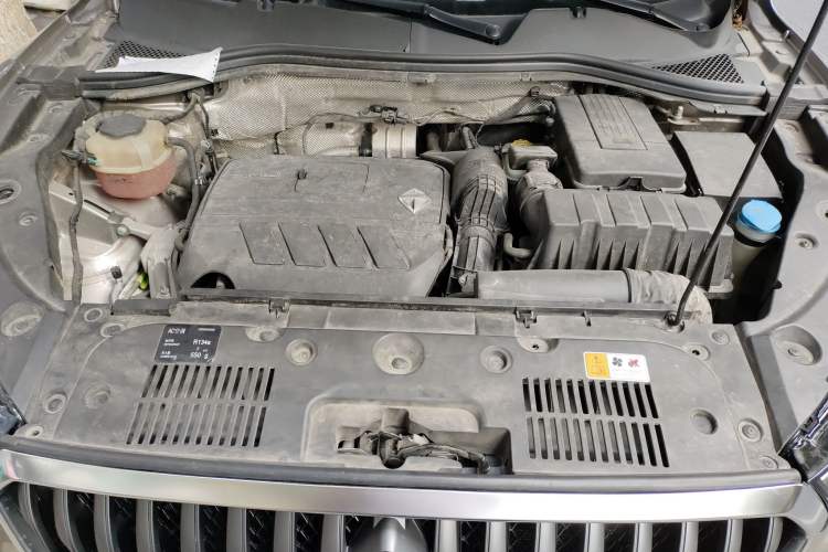 Used BORGWARD BX5 2017 20TGDI Automatic Two-Wheel Drive Pioneer Edition Engine Bay