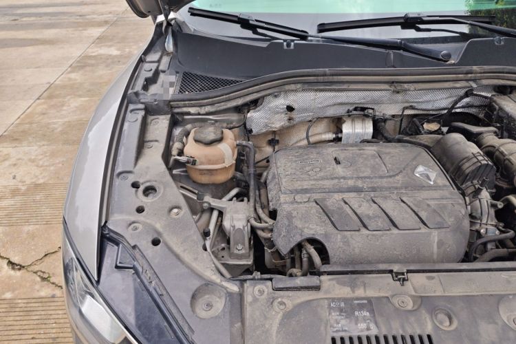 Used BORGWARD BX5 2017 20TGDI Automatic Two-Wheel Drive Pioneer Edition Engine Bay Right