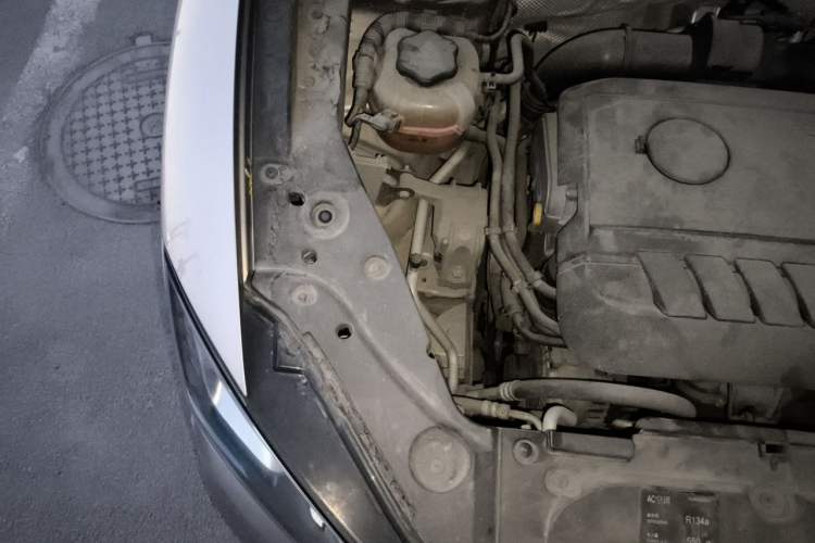 Used BORGWARD BX5 2017 25TGDI Automatic Four-Wheel Drive Smart Enjoyment Model Engine Bay Right