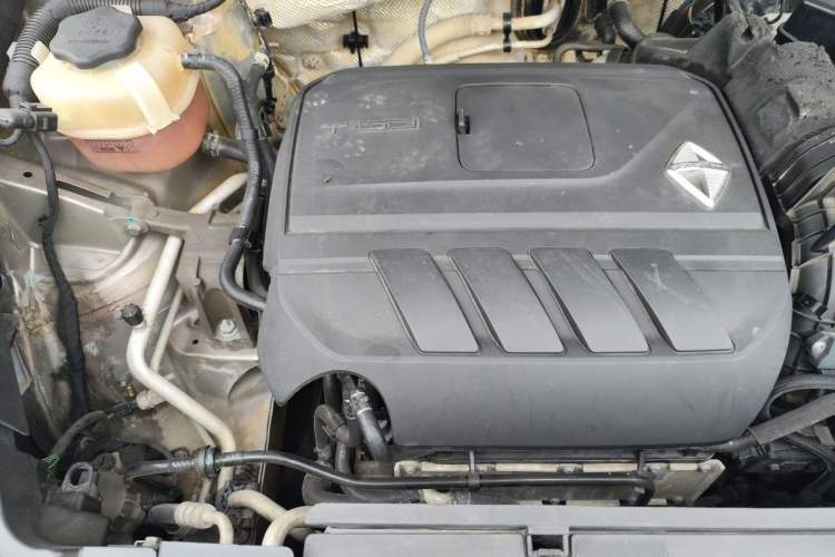 Used BORGWARD BX5 2017 20TGDI Automatic Two-Wheel Drive Leading Edition Engine Bay Right