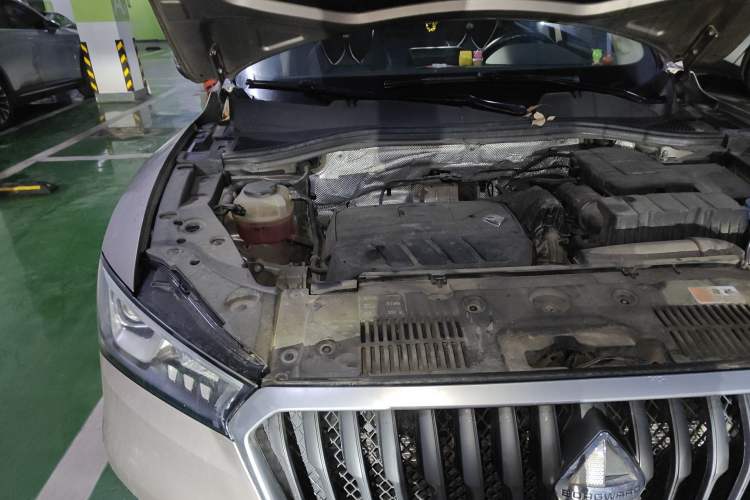 Used BORGWARD BX5 2017 20TGDI Automatic Two-Wheel Drive Pioneer Edition Engine Bay Right