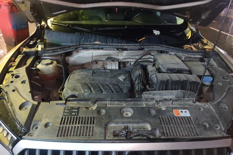 Used BORGWARD BX5 2017 20TGDI Automatic Two-Wheel Drive Pioneer Edition Engine Bay