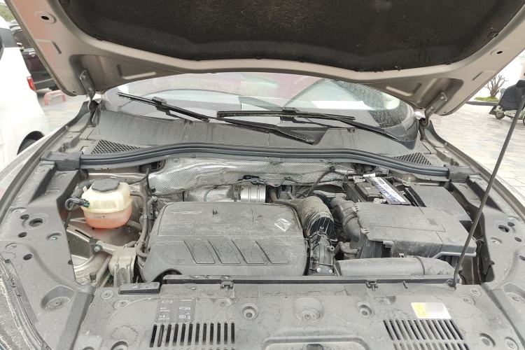 Used BORGWARD BX5 2017 20TGDI Automatic Two-Wheel Drive Pioneer Edition Engine Bay