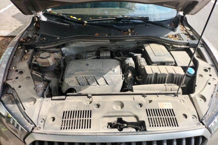 Used BORGWARD BX5 2017 20TGDI Automatic Two-Wheel Drive Pioneer Edition Engine Bay