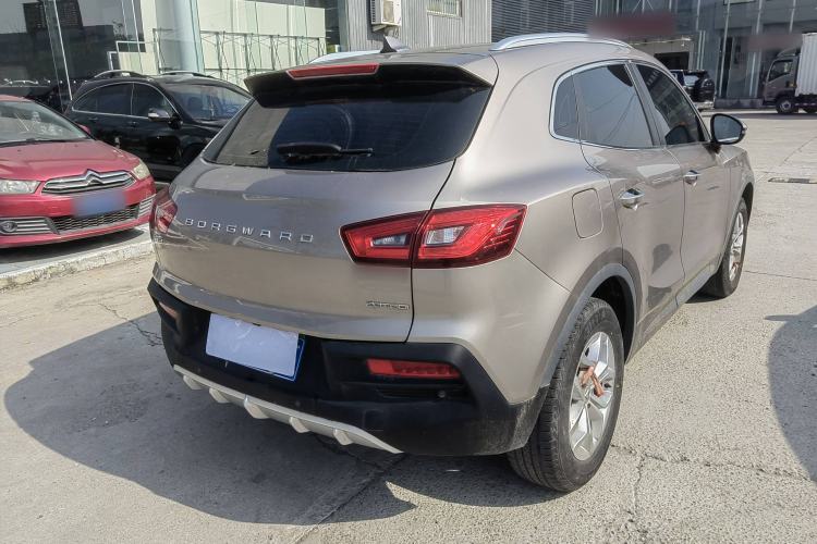 Used BORGWARD BX5 2017 20TGDI Automatic Two-Wheel Drive Pioneer Edition Exterior 3
