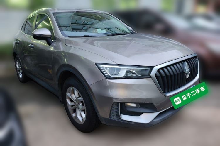 Used BORGWARD BX5 2017 20TGDI Automatic Two-Wheel Drive Pioneer Edition Front Right 45 Deg