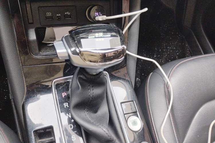 Used BORGWARD BX5 2017 20TGDI Automatic Two-Wheel Drive Leading Edition Gear Lever