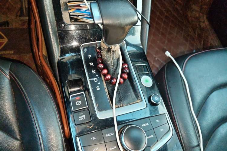 Used BORGWARD BX5 2017 20TGDI Automatic Two-Wheel Drive Pioneer Edition Gear Lever