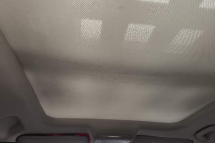 Used BORGWARD BX5 2017 20TGDI Automatic Two-Wheel Drive Pioneer Edition Headliner