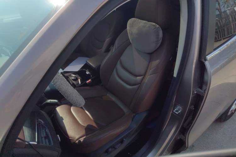 Used BORGWARD BX5 2017 20TGDI Automatic Two-Wheel Drive Pioneer Edition Left Front Seat