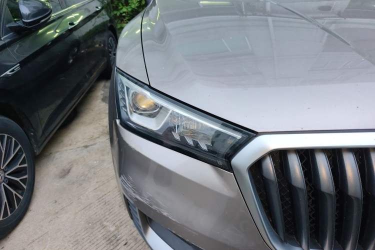 Used BORGWARD BX5 2017 20TGDI Automatic Two-Wheel Drive Pioneer Edition Right Front Headlight
