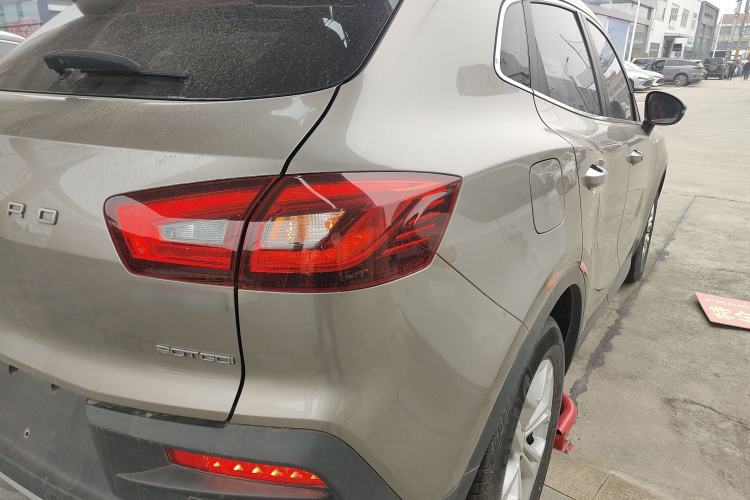 Used BORGWARD BX5 2017 20TGDI Automatic Two-Wheel Drive Pioneer Edition Right Rear Taillight