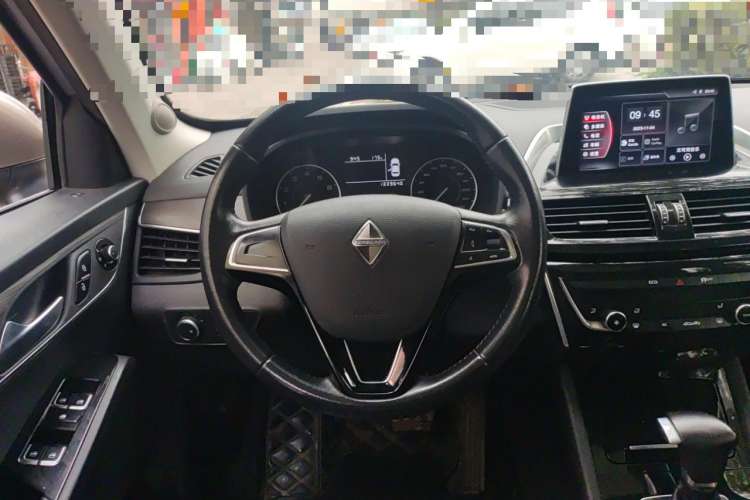 Used BORGWARD BX5 2017 20TGDI Automatic Two-Wheel Drive Pioneer Edition Steering Wheel