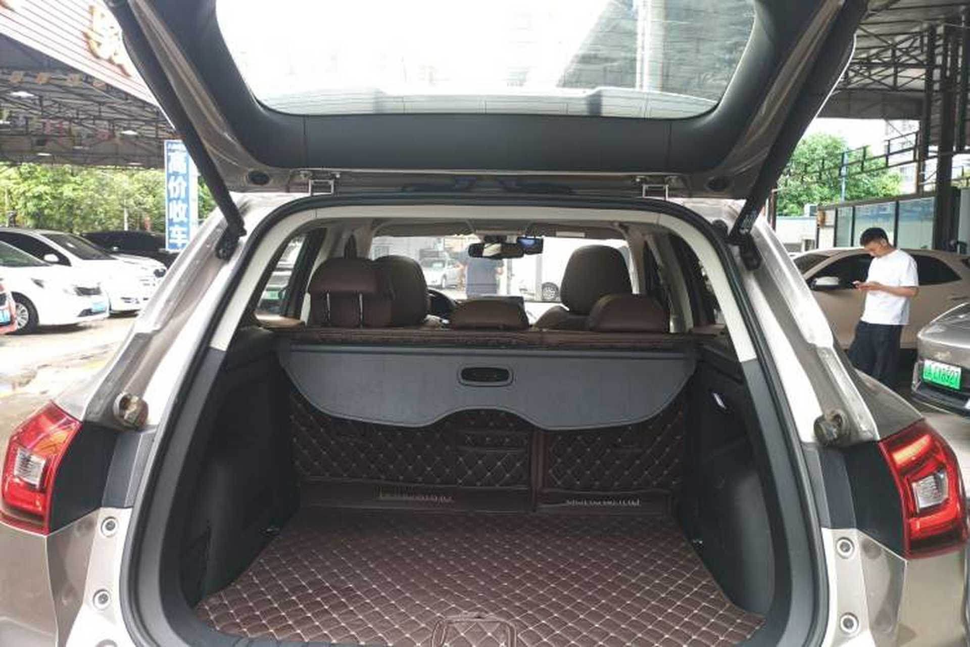 Used BORGWARD BX5 2017 25TGDI Automatic Two-Wheel Drive Smart Enjoyment Model Trunk