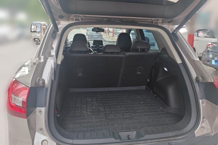 Used BORGWARD BX5 2017 20TGDI Automatic Two-Wheel Drive Leading Edition Trunk