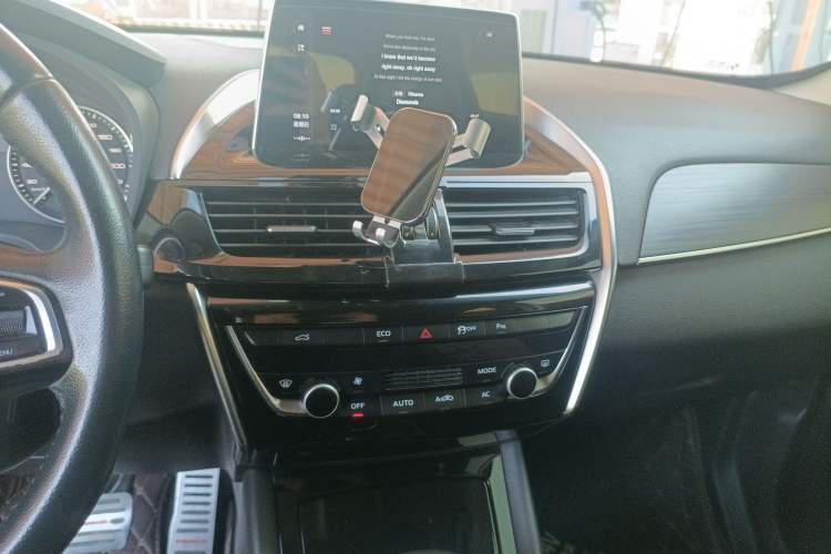 Used BORGWARD BX5 2017 20TGDI Automatic Two-Wheel Drive Leading Edition Audio And AC Panel