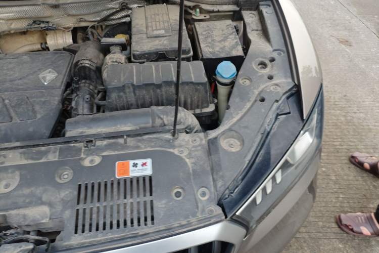 Used BORGWARD BX5 2017 20TGDI Automatic Two-Wheel Drive Leading Edition Engine Bay Left