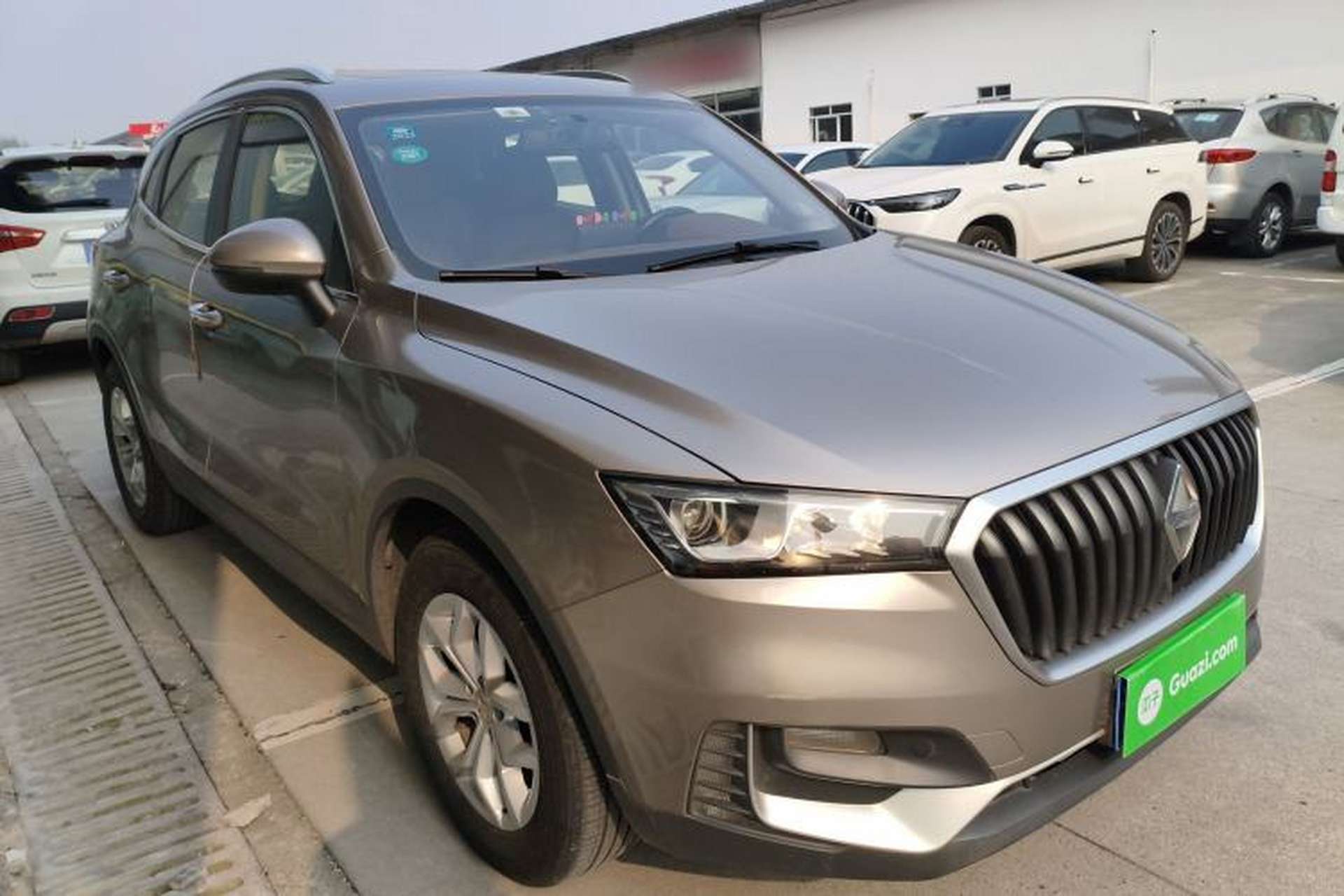 Used BORGWARD BX5 2017 20TGDI Automatic Two-Wheel Drive Pioneer Edition Front Right 45 Deg