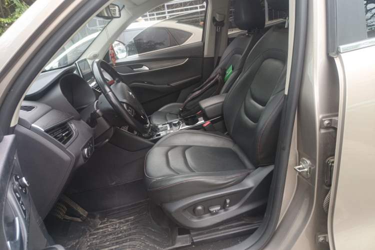 Used BORGWARD BX5 2017 20TGDI Automatic Two-Wheel Drive Leading Edition Left Front Seat
