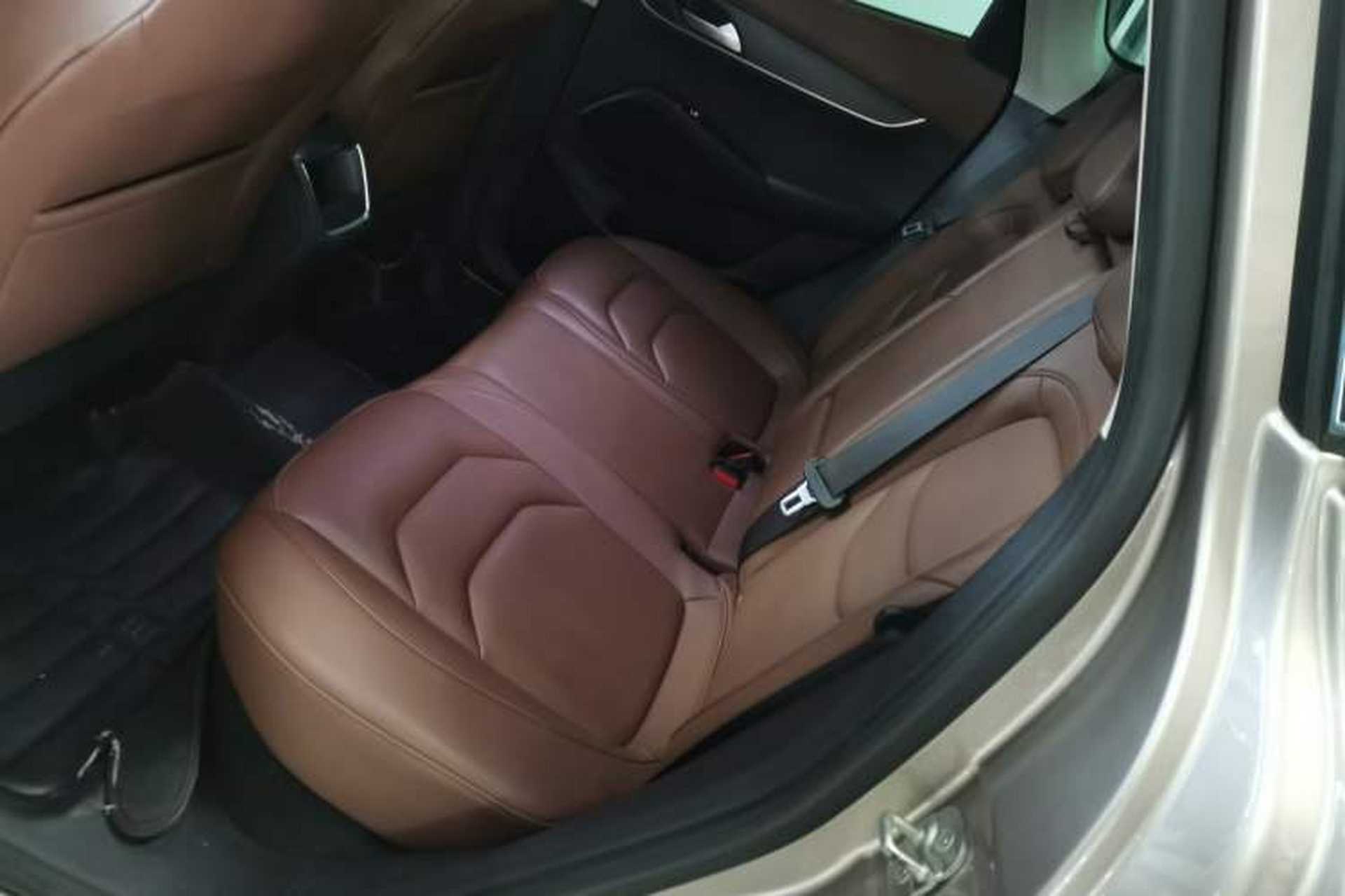 Used BORGWARD BX5 2017 20TGDI Automatic Two-Wheel Drive Pioneer Edition Left Rear Seat