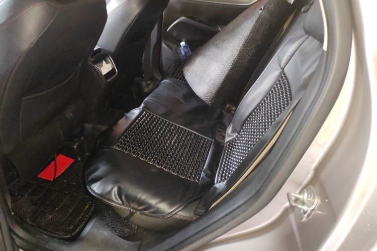 Used BORGWARD BX5 2017 20TGDI Automatic Two-Wheel Drive Pioneer Edition Left Rear Seat