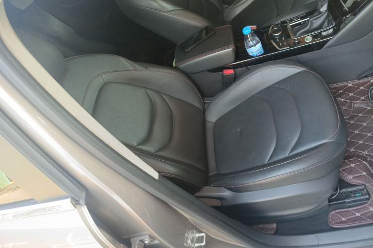 Used BORGWARD BX5 2017 20TGDI Automatic Two-Wheel Drive Leading Edition Right Front Seat