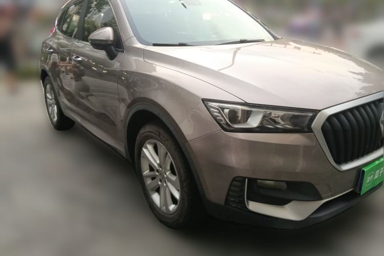 Used BORGWARD BX5 2017 25TGDI Automatic Four-Wheel Drive Fashion Plus Model Front Right 45 Deg