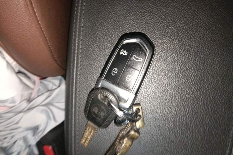 Used BORGWARD BX5 2017 25TGDI Automatic Four-Wheel Drive Fashion Plus Model Vehicle Key