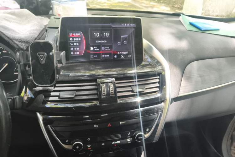 Used BORGWARD BX5 2017 20TGDI Automatic Two-Wheel Drive Pioneer Edition Audio And AC Panel